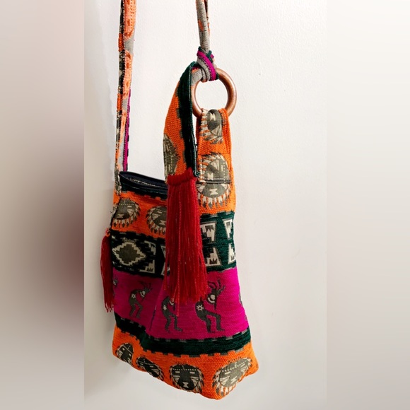 Authentic Handmade Ecuadorian Cross-body Bucket Bag… 13” x 12” - Picture 4 of 10